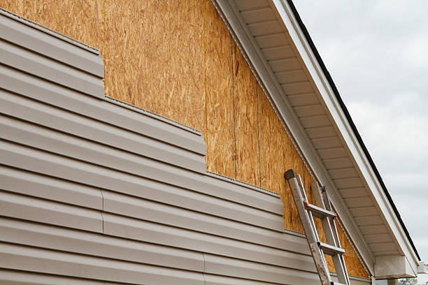 24/7 Emergency Storm Damage Siding Repair experts in Chagrin Falls, OH
